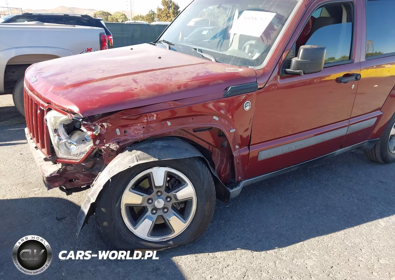 2008 Jeep Liberty Sport VIN:1J8GN28K68W132747 - 13