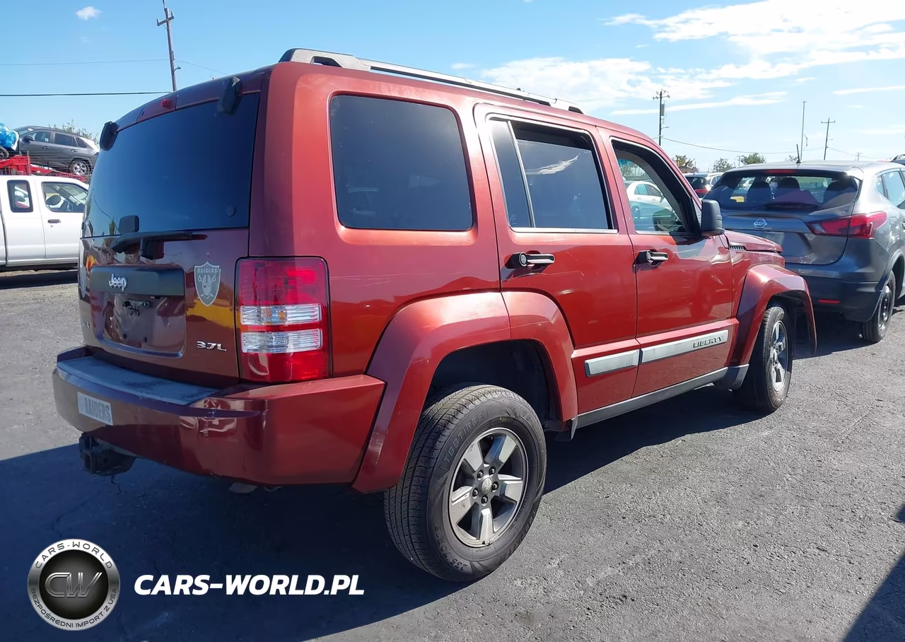 2008 Jeep Liberty Sport VIN:1J8GN28K68W132747 - 4