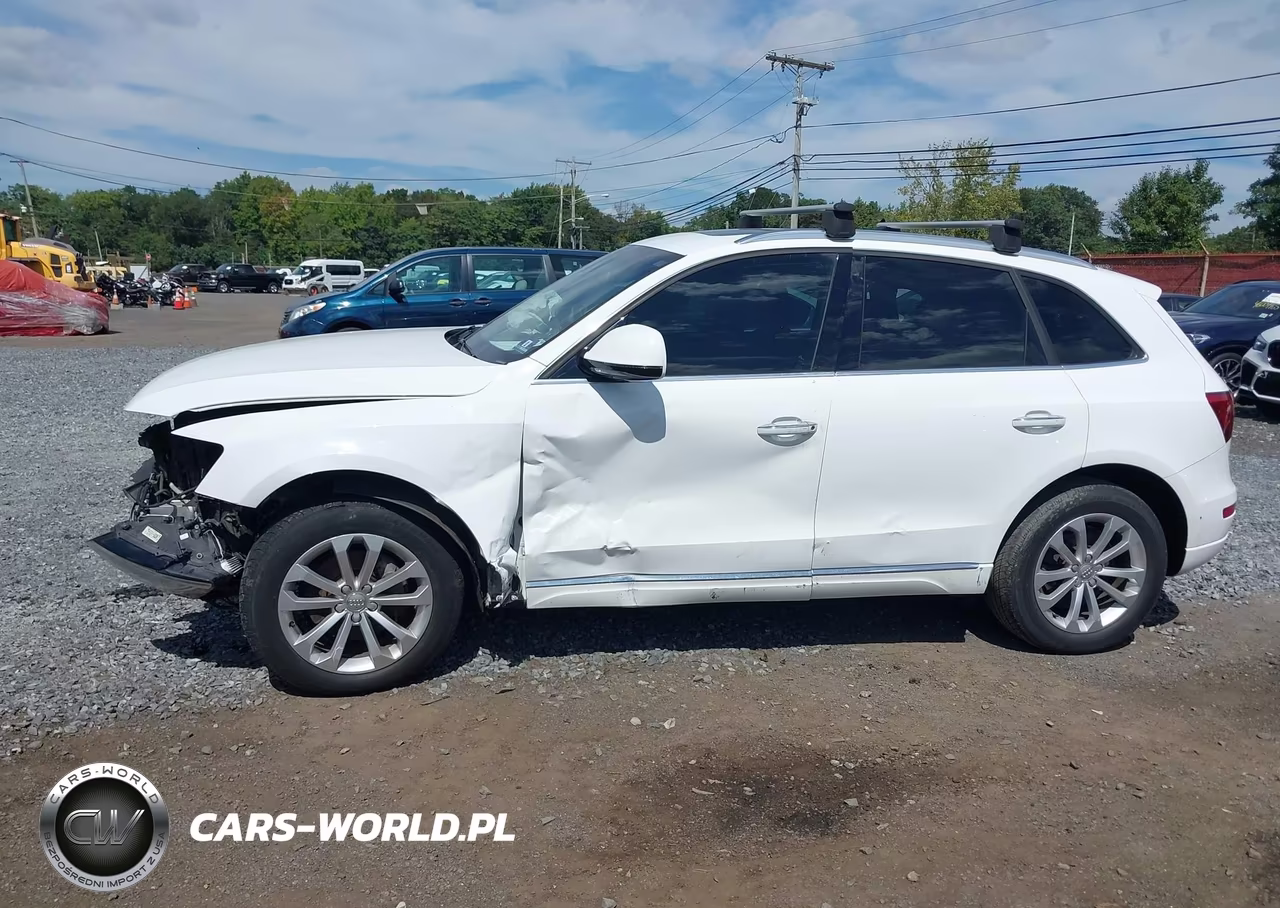 2017 Audi Q5 2.0T Premium VIN:WA1C2AFP8HA045902 - 14