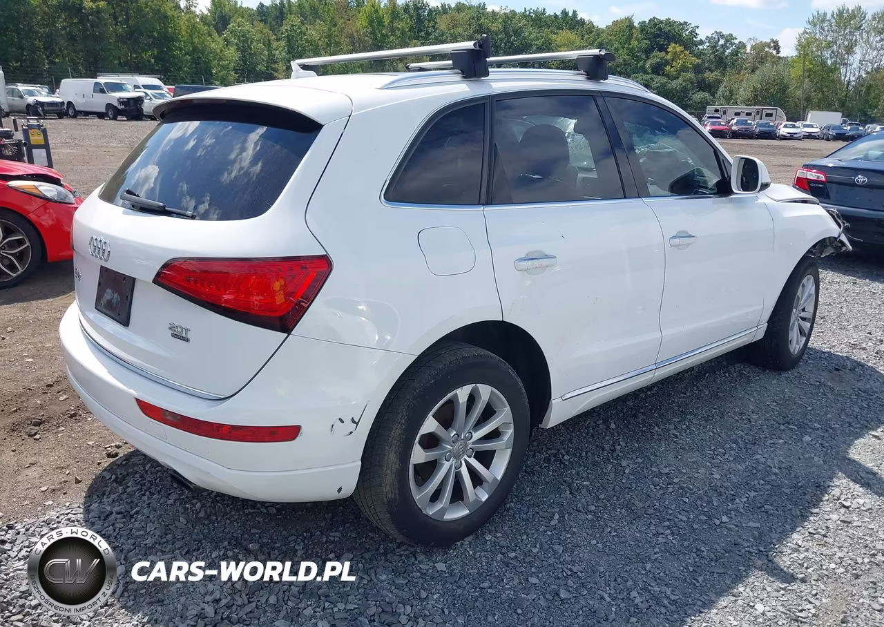 2017 Audi Q5 2.0T Premium VIN:WA1C2AFP8HA045902 - 4