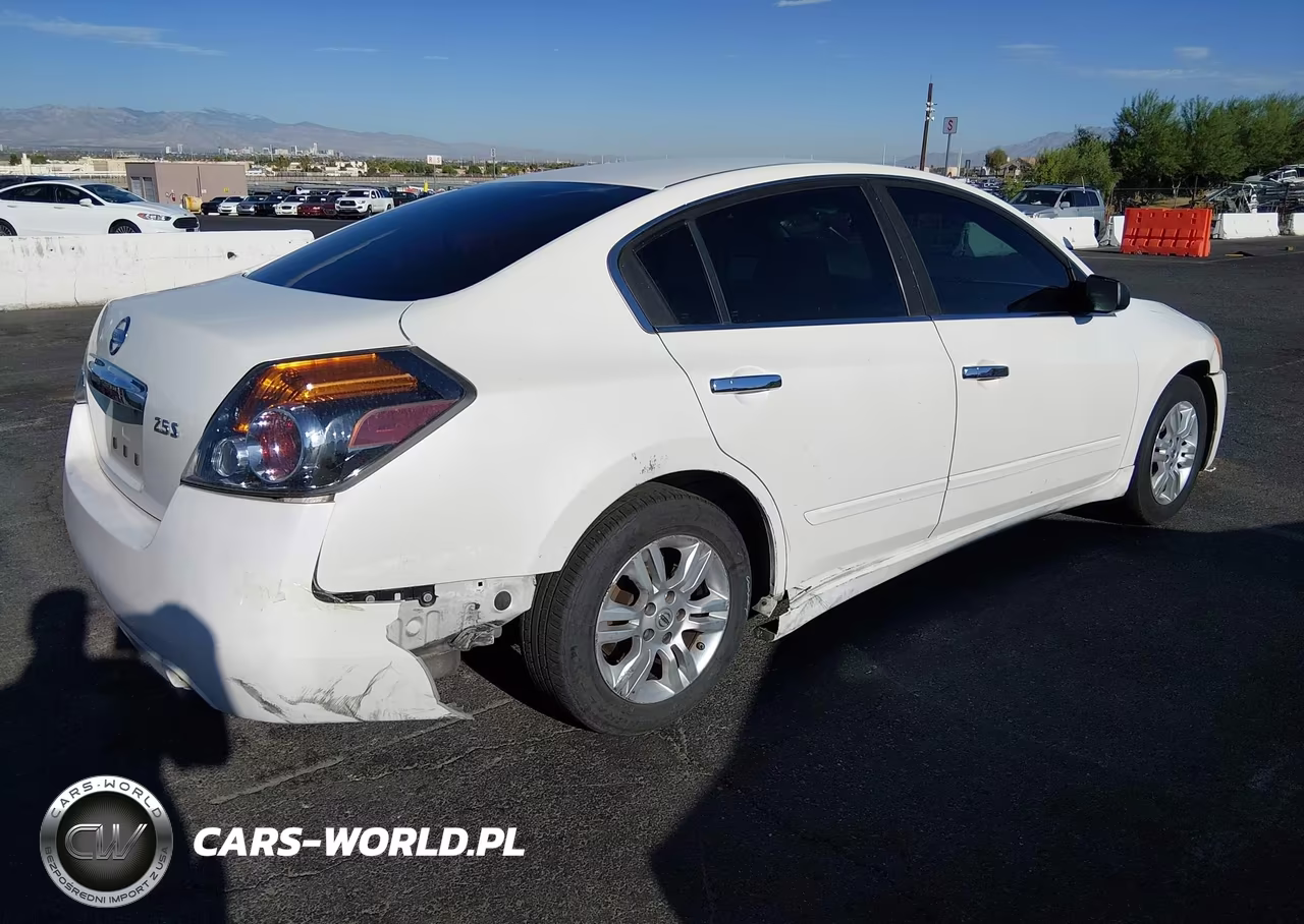 2010 Nissan Altima 2.5 S VIN:1N4AL2AP6AN492160 - 4
