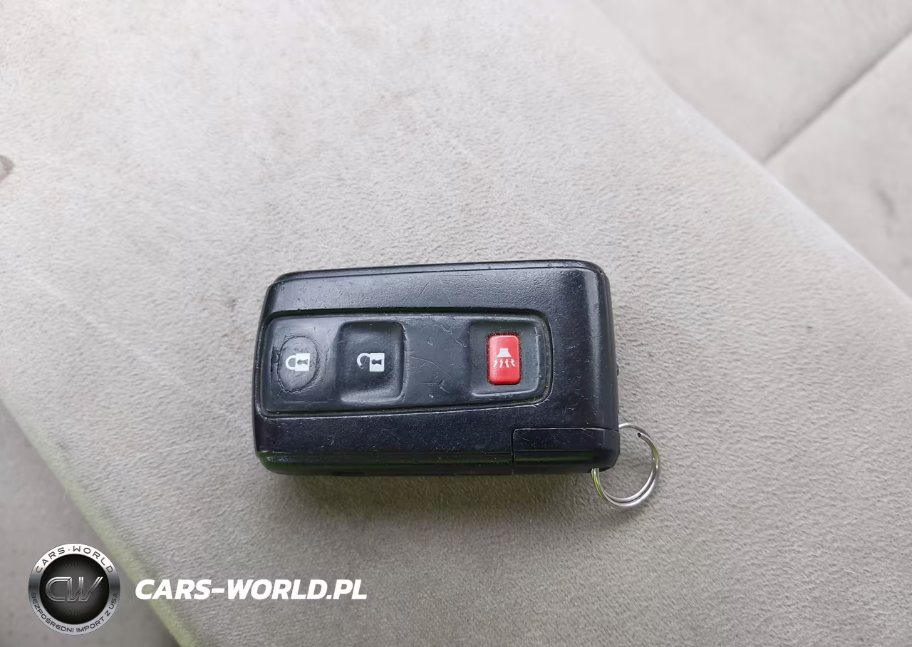 2008 Toyota Prius VIN:JTDKB20UX87709944 - 11