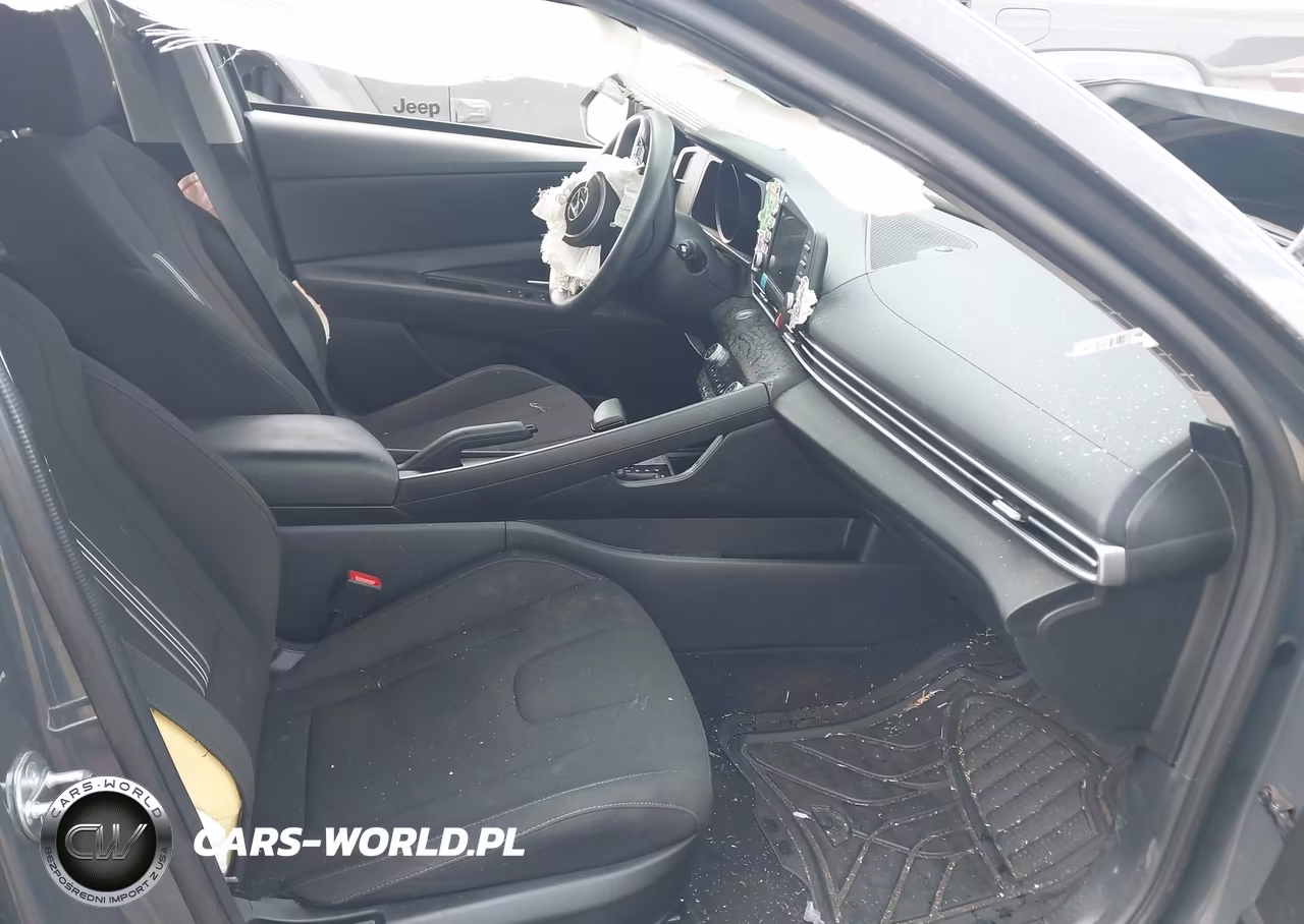 2023 Hyundai Elantra Sel VIN:KMHLM4AG4PU597561 - 5