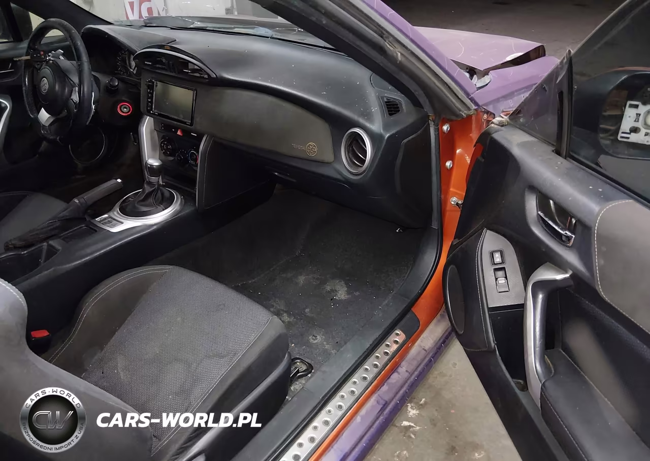 2017 Toyota 86 VIN:JF1ZNAA10H8702098 - 5