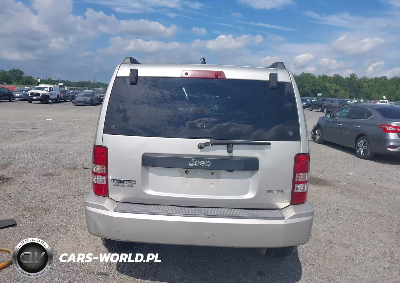 2008 Jeep Liberty Sport VIN:1J8GN28K08W247151 - 17
