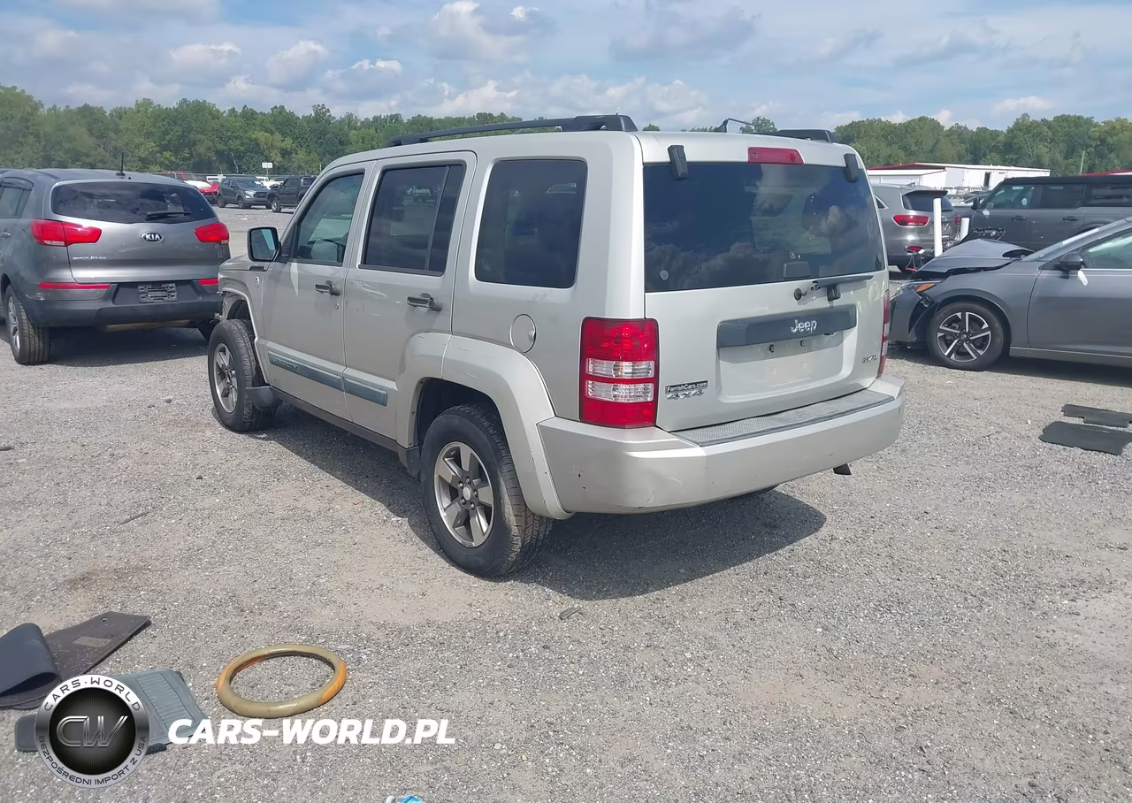 2008 Jeep Liberty Sport VIN:1J8GN28K08W247151 - 3