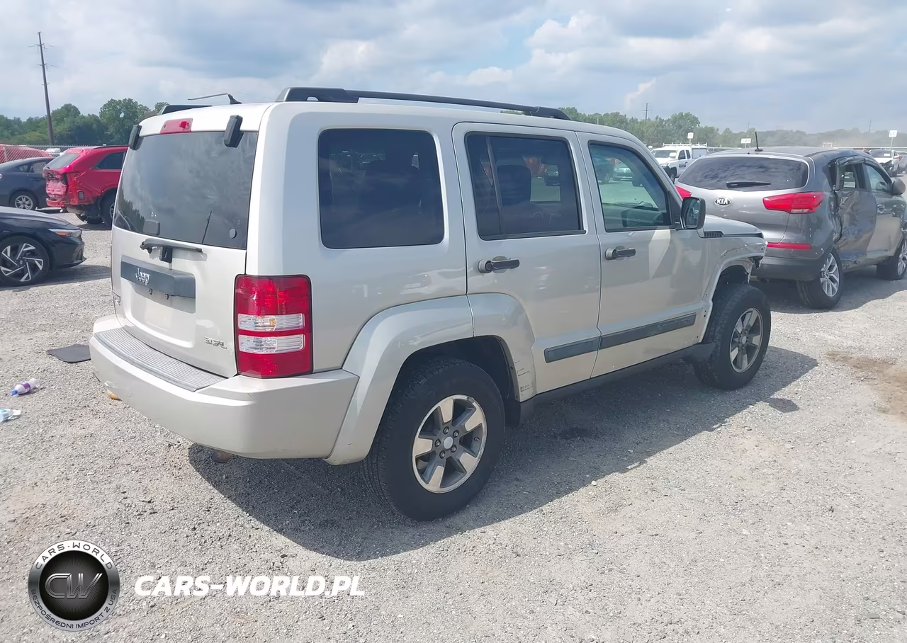 2008 Jeep Liberty Sport VIN:1J8GN28K08W247151 - 4