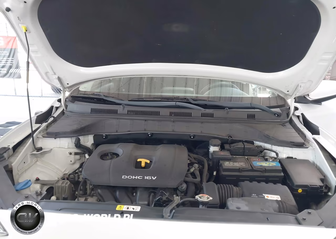 2018 Hyundai Kona Se VIN:KM8K12AA0JU066353 - 10