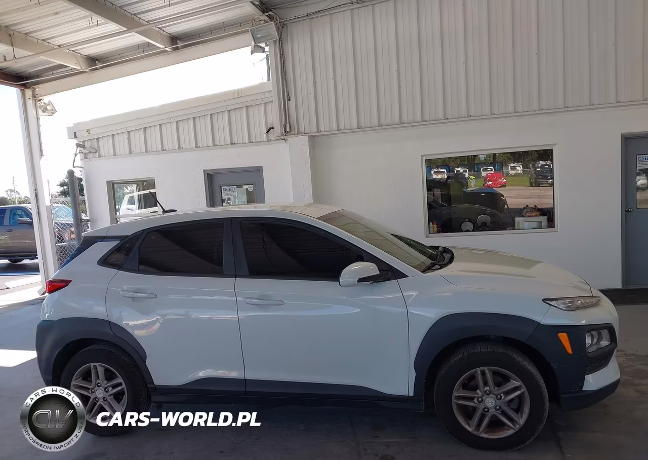 2018 Hyundai Kona Se VIN:KM8K12AA0JU066353 - 14