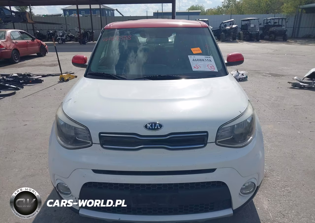 2018 Kia Soul + VIN:KNDJP3A51J7539411 - 13