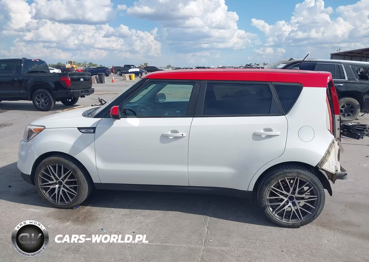 2018 Kia Soul + VIN:KNDJP3A51J7539411 - 15