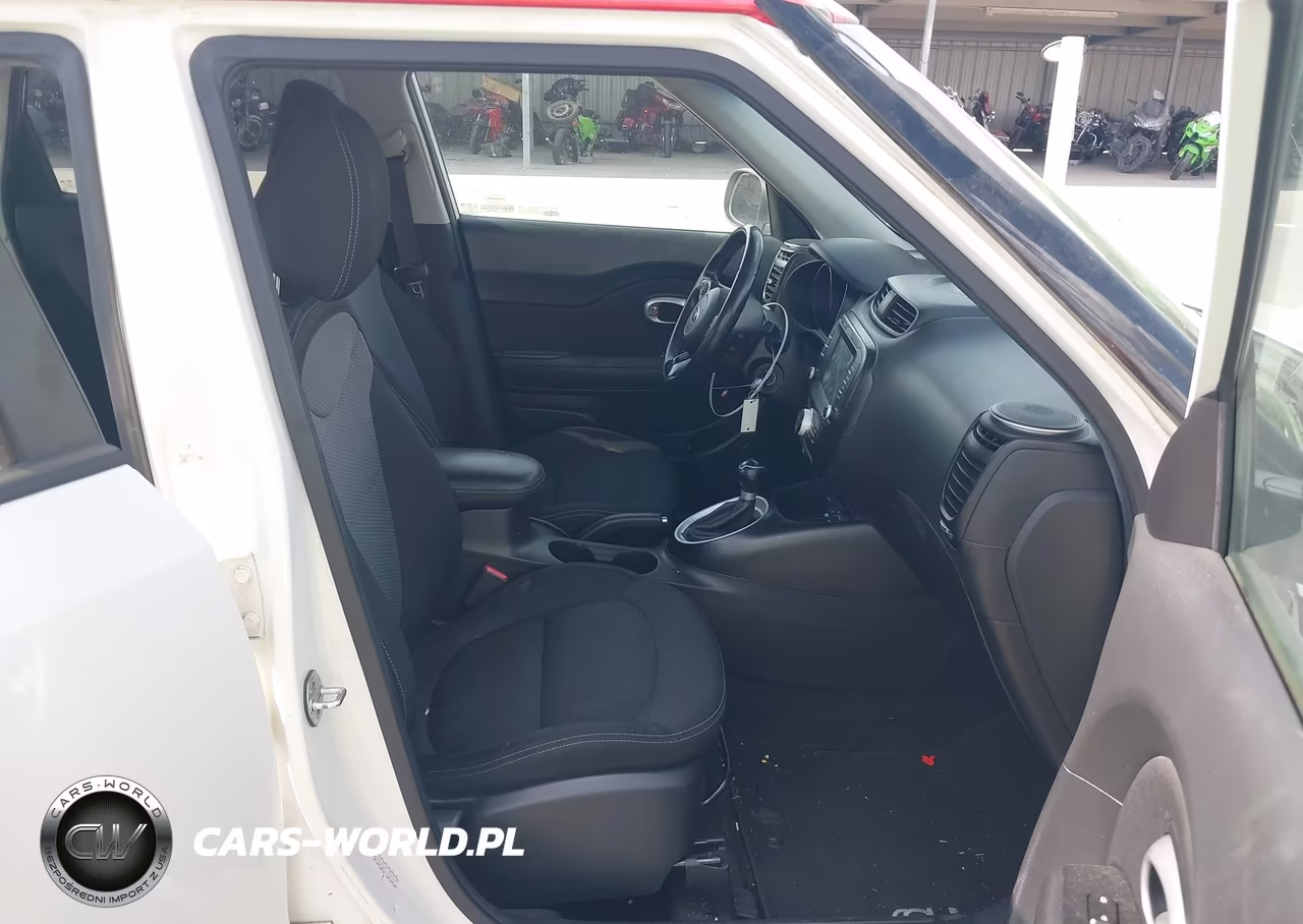 2018 Kia Soul + VIN:KNDJP3A51J7539411 - 5
