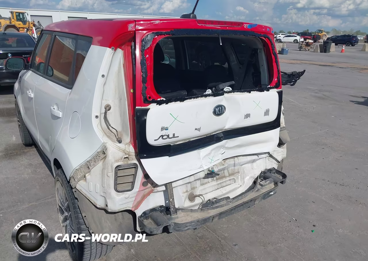 2018 Kia Soul + VIN:KNDJP3A51J7539411 - 6