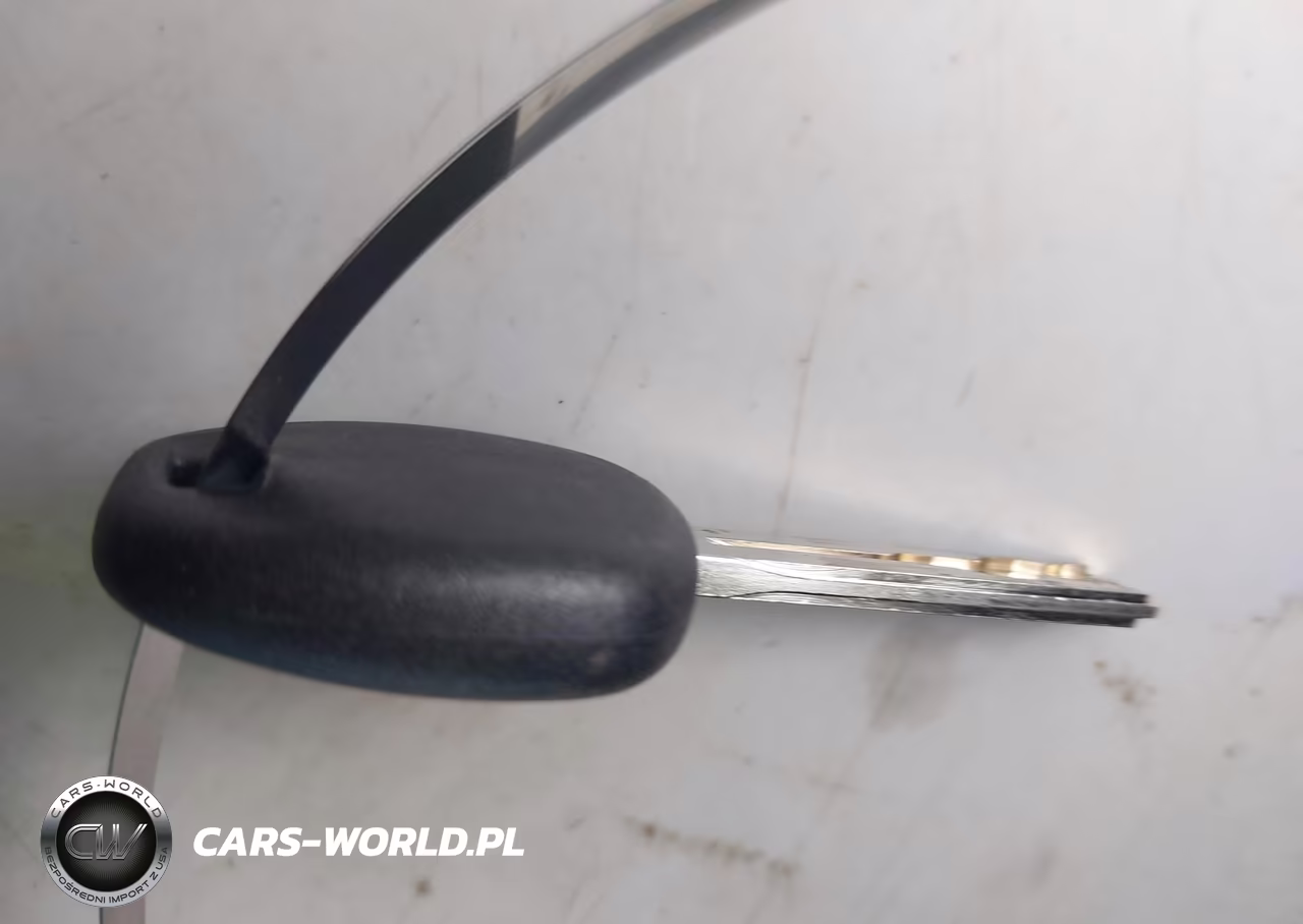 2018 Toyota Camry Le VIN:4T1B11HK3JU568315 - 11