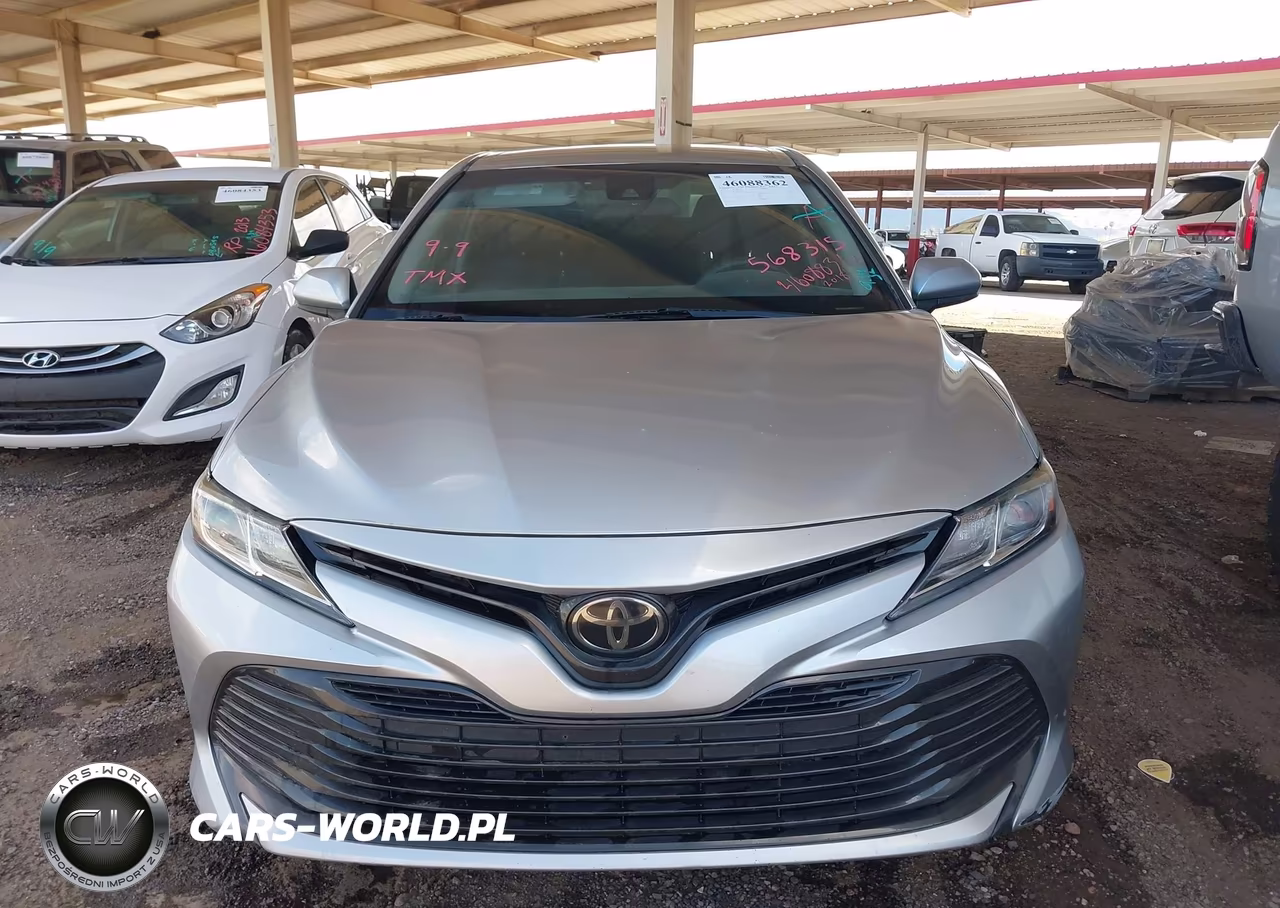 2018 Toyota Camry Le VIN:4T1B11HK3JU568315 - 6