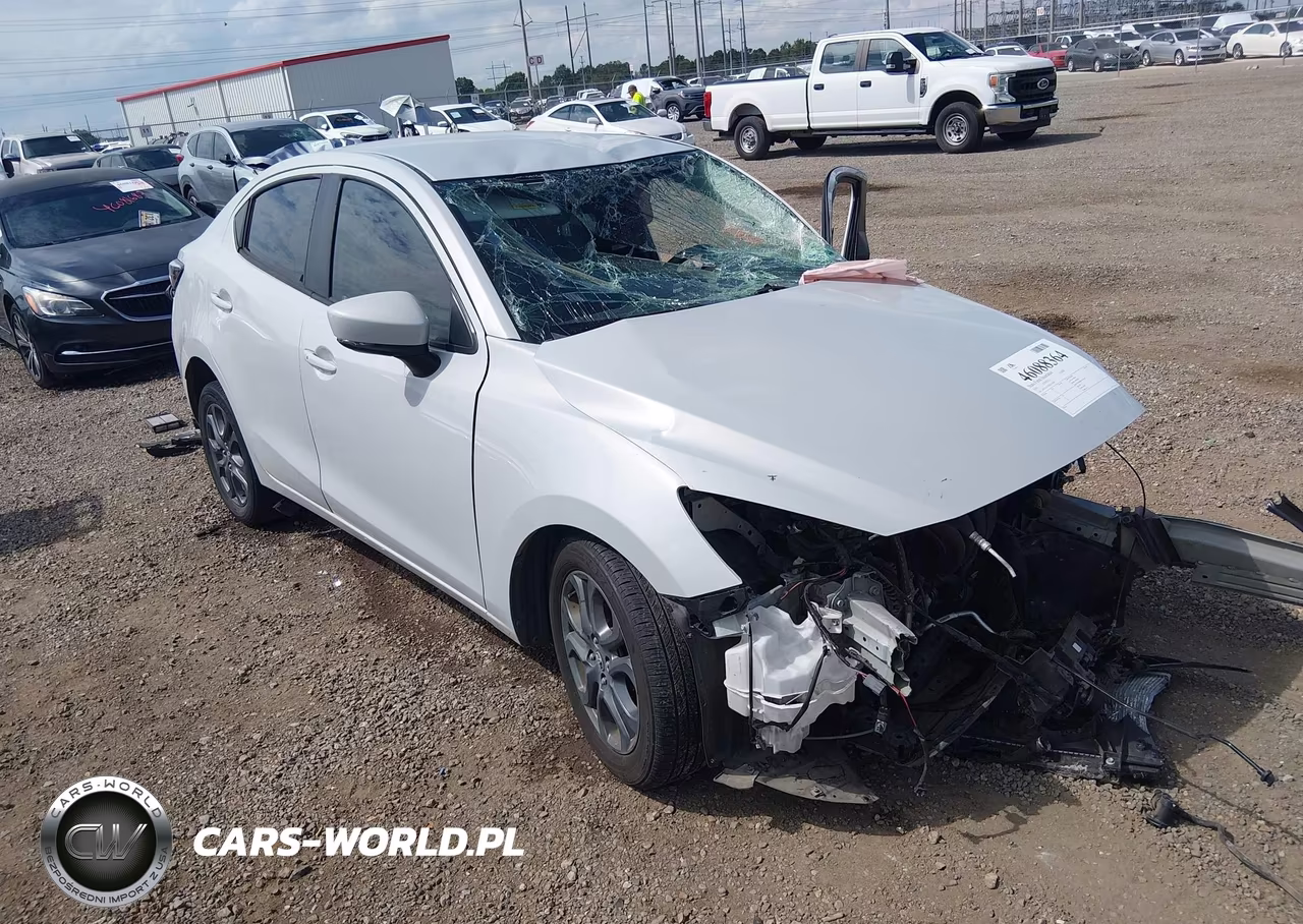 2019 Toyota Yaris Le