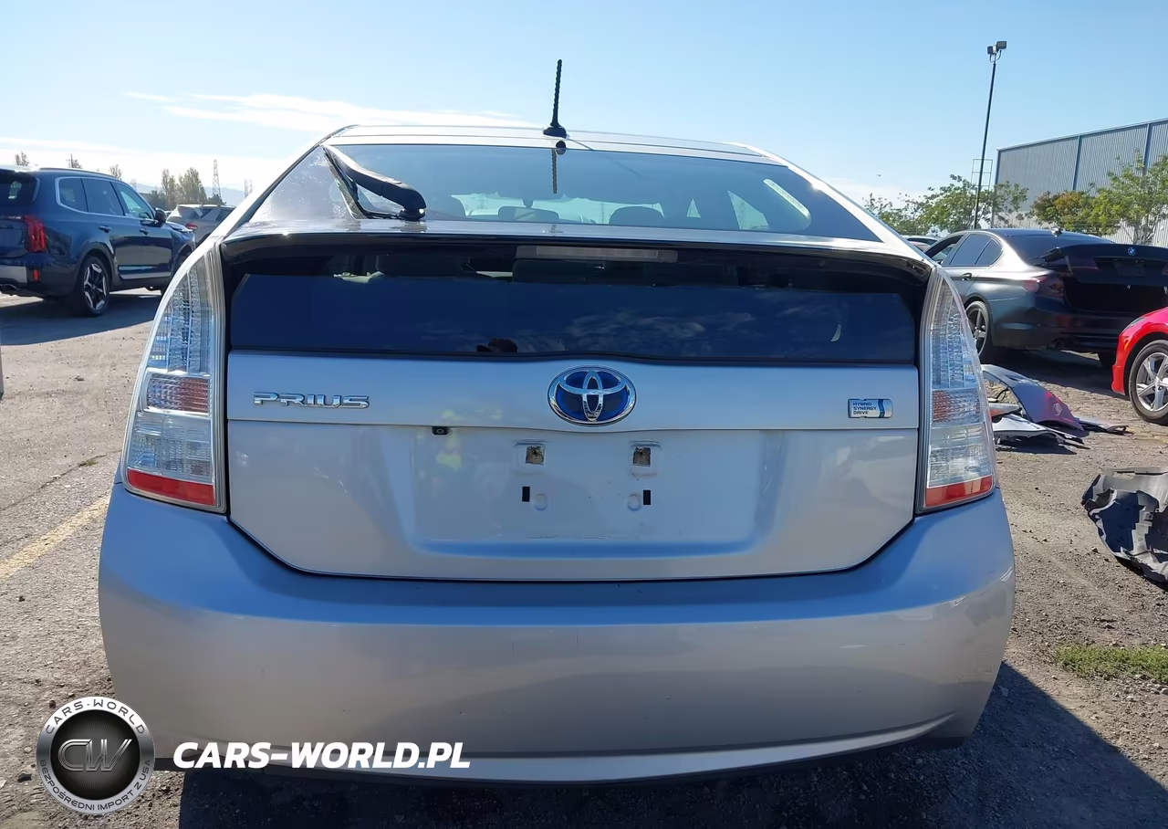 2010 Toyota Prius Iii VIN:JTDKN3DU1A0133084 - 17