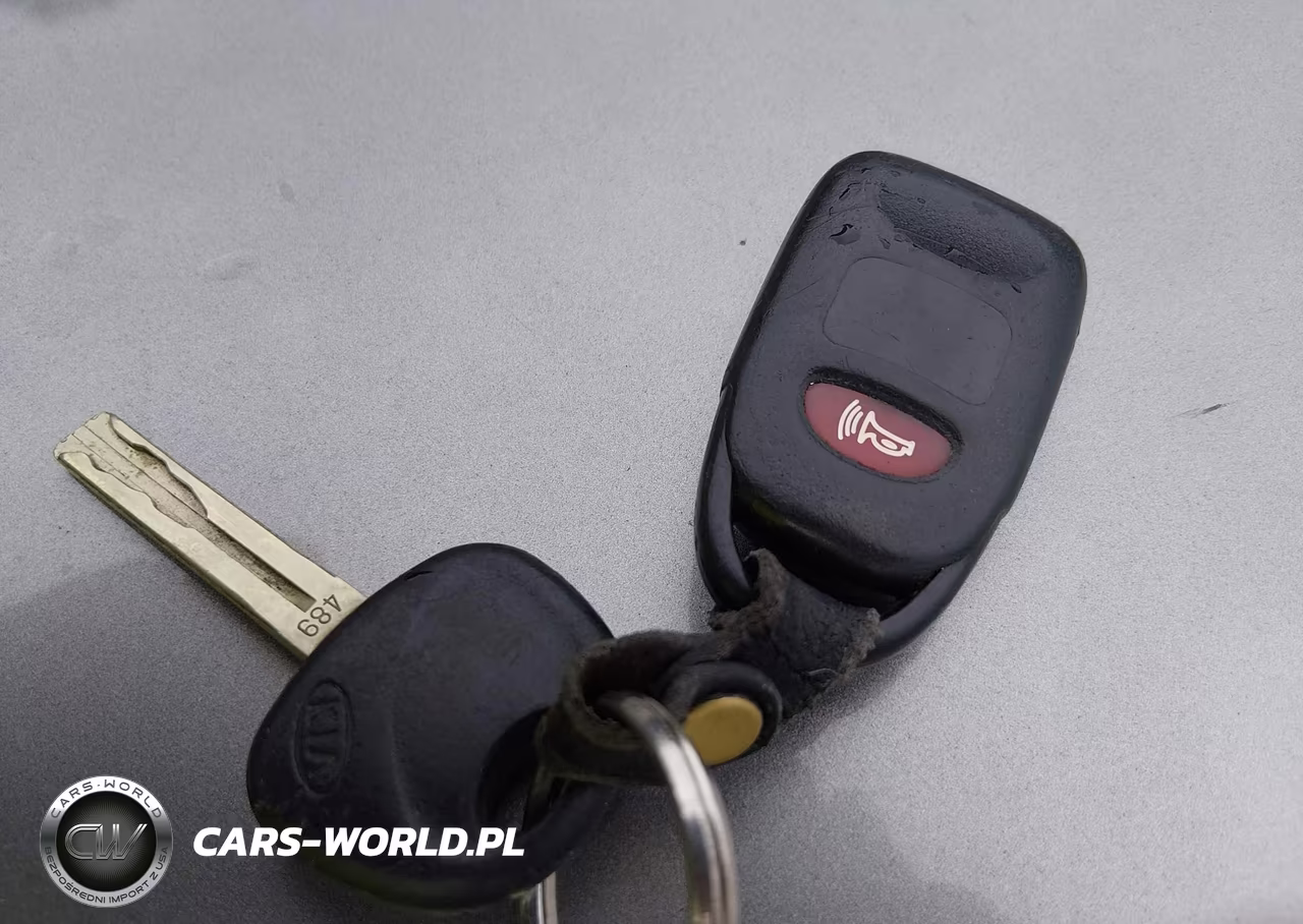 2013 Kia Sorento Lx VIN:5XYKT4A61DG355740 - 11
