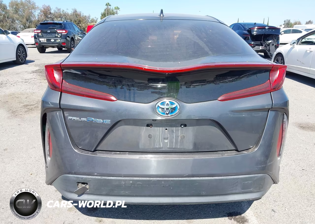 2017 Toyota Prius Prime Premium VIN:JTDKARFPXH3040045 - 17