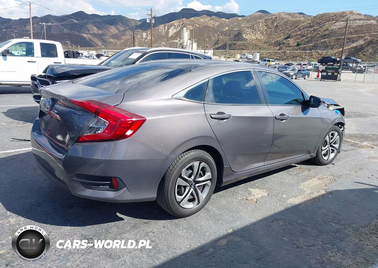 2018 Honda Civic Lx VIN:2HGFC2F55JH507992 - 4