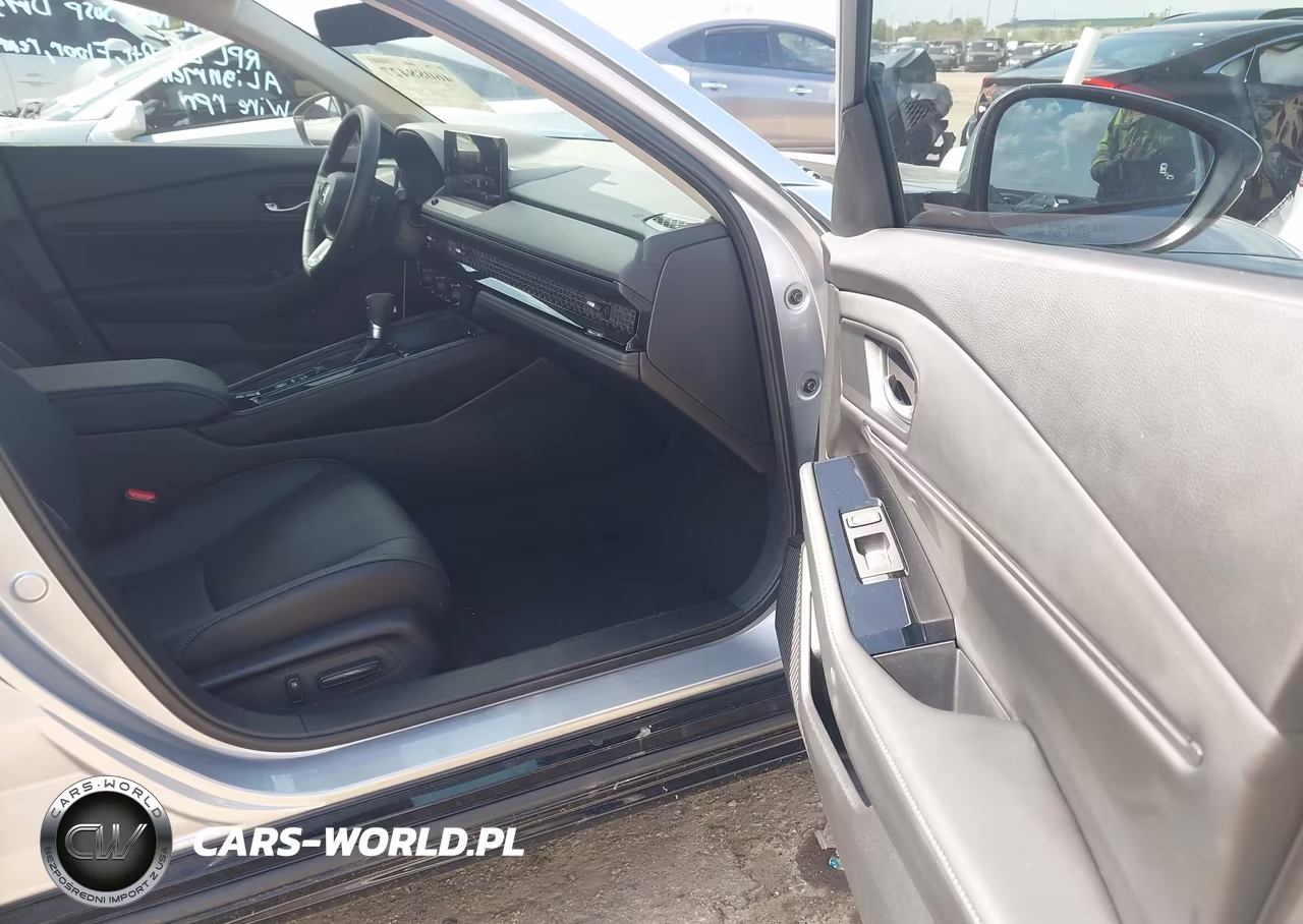 2026 Honda Accord Hybrid Touring VIN:1HGCY2F89TA006068 - 5