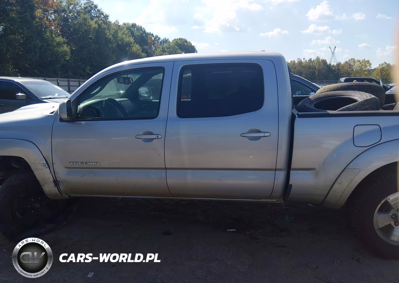 2009 Toyota Tacoma Base V6 VIN:3TMMU52N59M008794 - 14