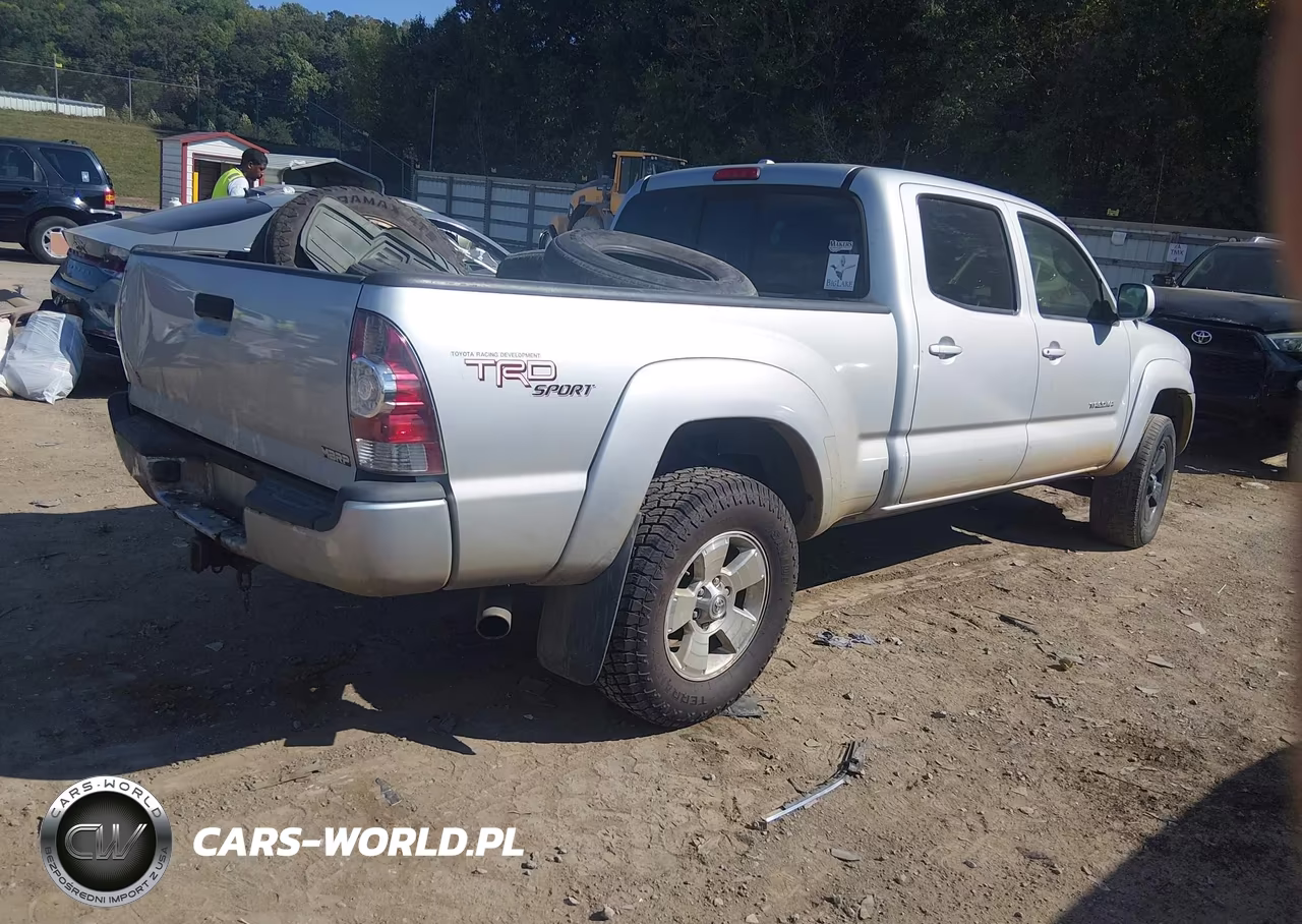 2009 Toyota Tacoma Base V6 VIN:3TMMU52N59M008794 - 4