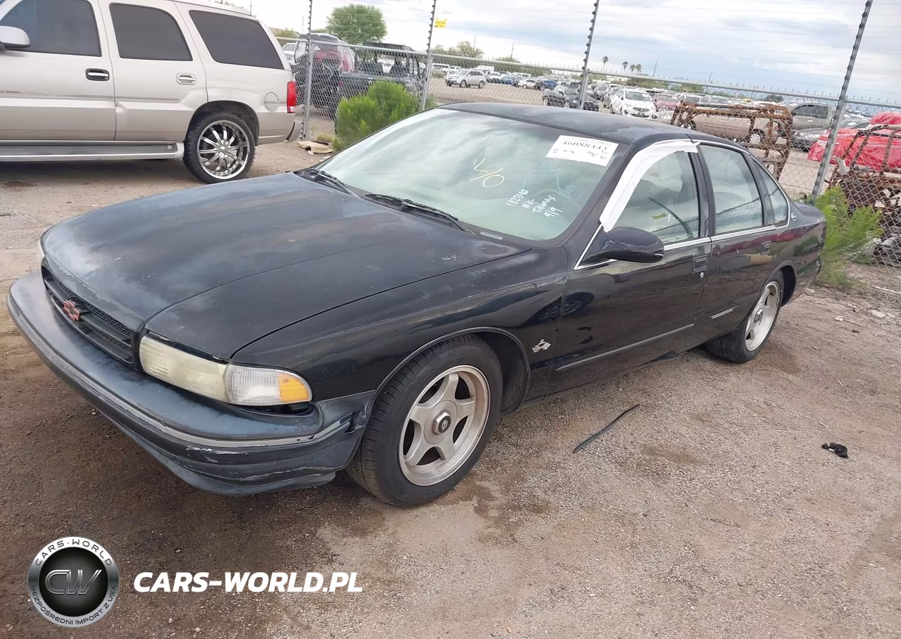 1995 Chevrolet Caprice - Impala Classic Ss VIN:1G1BL52P1SR182340 - 2