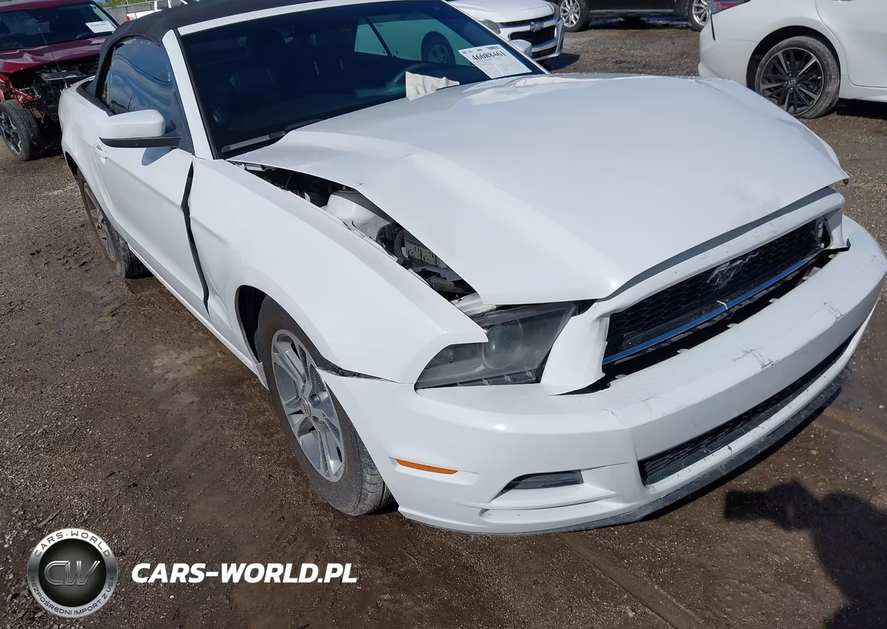 2014 Ford Mustang V6 Premium VIN:1ZVBP8EM7E5263415 - 6