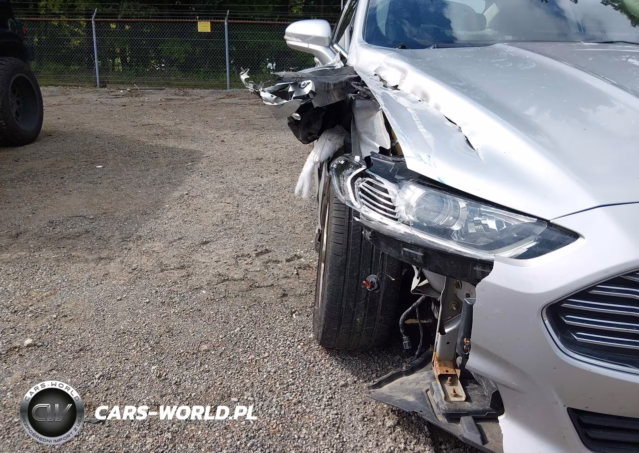 2015 Ford Fusion Se VIN:1FA6P0H73F5104345 - 14