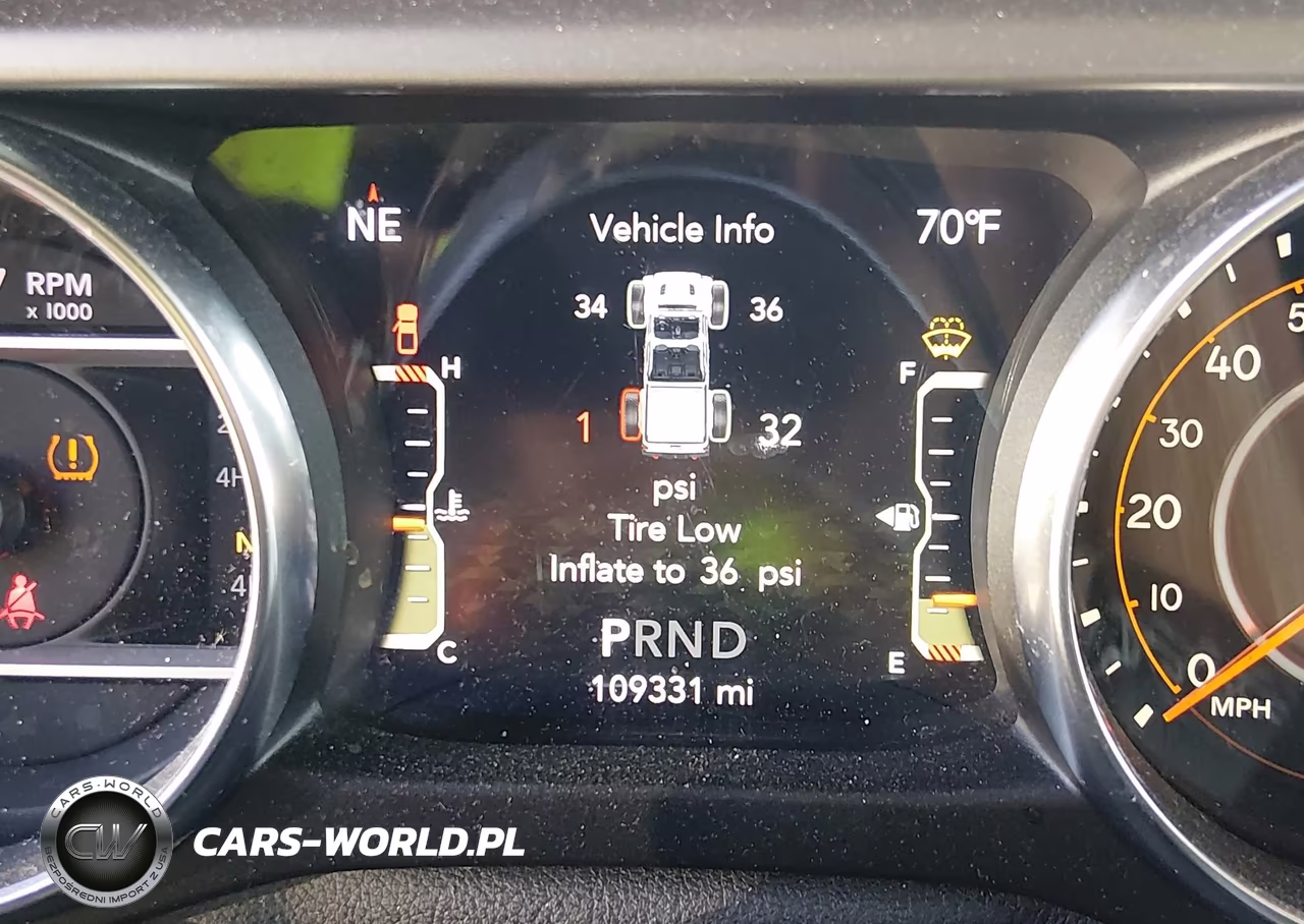 2020 Jeep Gladiator Sport S 4X4 VIN:1C6HJTAG6LL131909 - 15