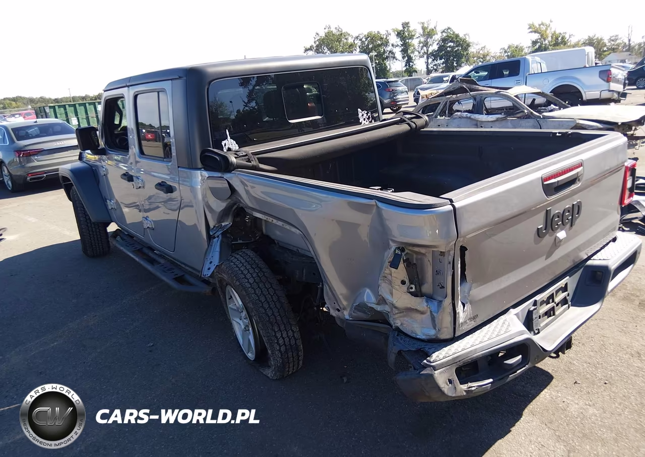 2020 Jeep Gladiator Sport S 4X4 VIN:1C6HJTAG6LL131909 - 3