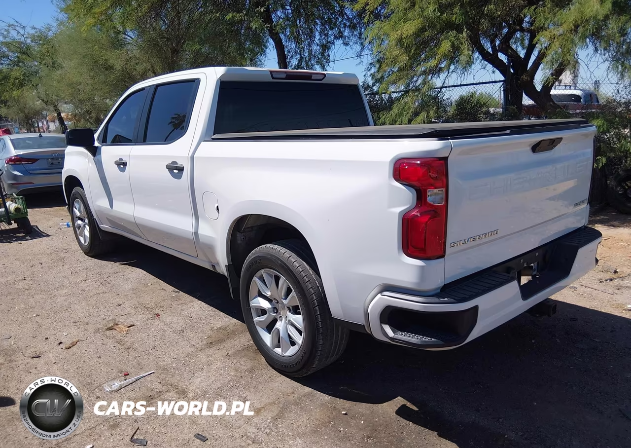 2021 Chevrolet Silverado 1500 2Wd Short Bed Custom VIN:1GCPWBEK3MZ274023 - 3