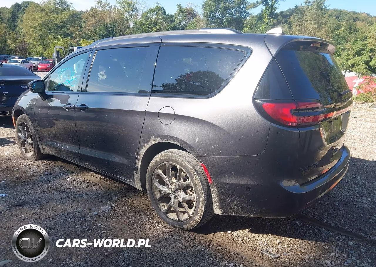 2022 Chrysler Pacifica Touring L Awd VIN:2C4RC3BG4NR221379 - 3