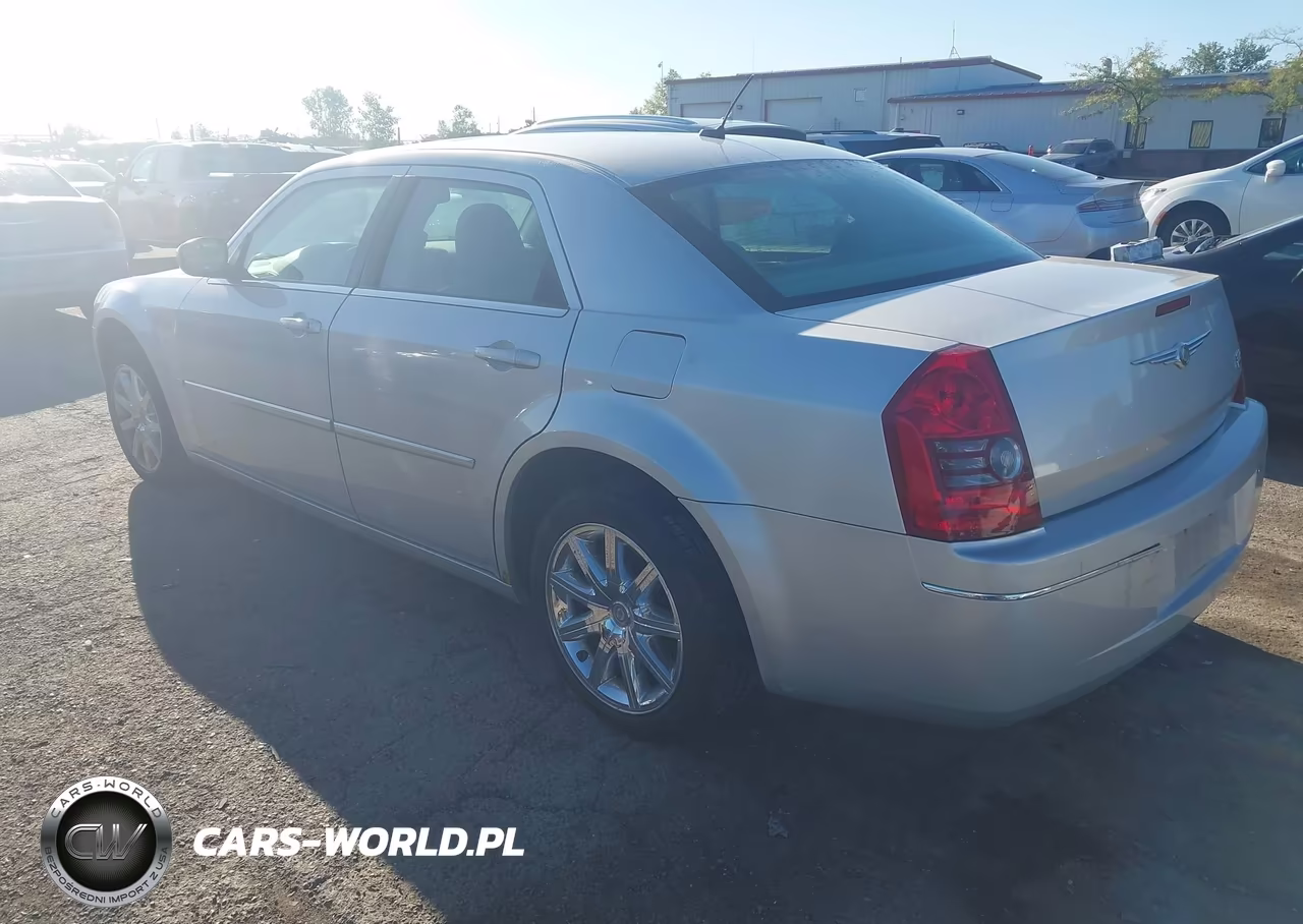 2008 Chrysler 300 Touring VIN:2C3LA53G28H319637 - 3