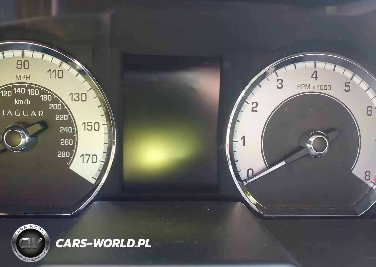 2011 Jaguar Xf Premium VIN:SAJWA0GB4BLR86263 - 7