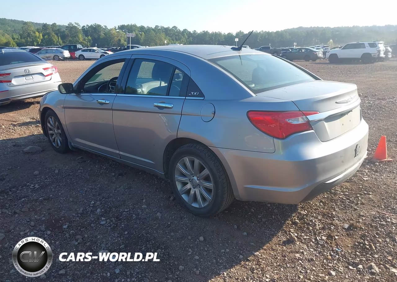 2014 Chrysler 200 Limited VIN:1C3CCBCGXEN172785 - 3