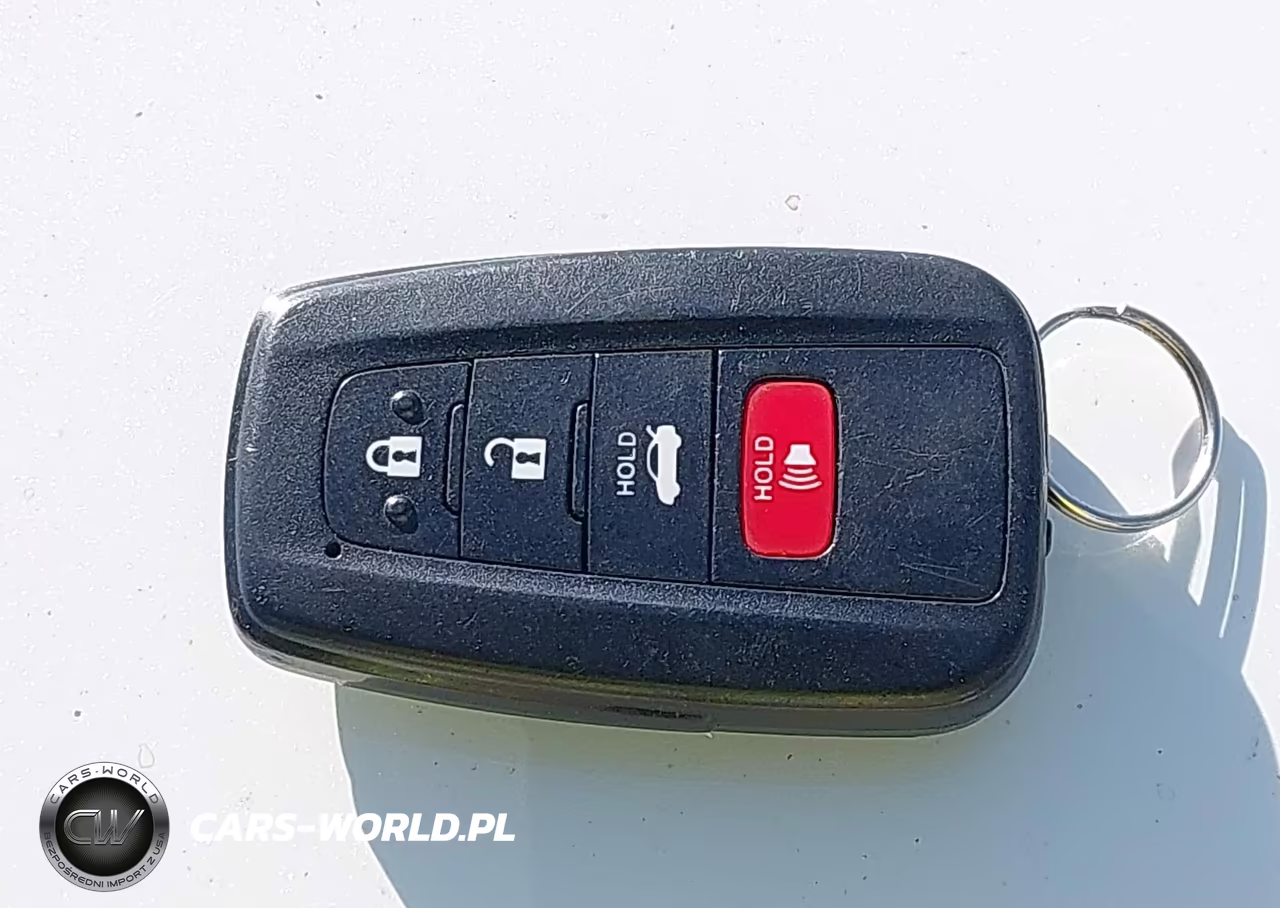2020 Toyota Corolla Hybrid Le VIN:JTDEBRBE8LJ017317 - 11