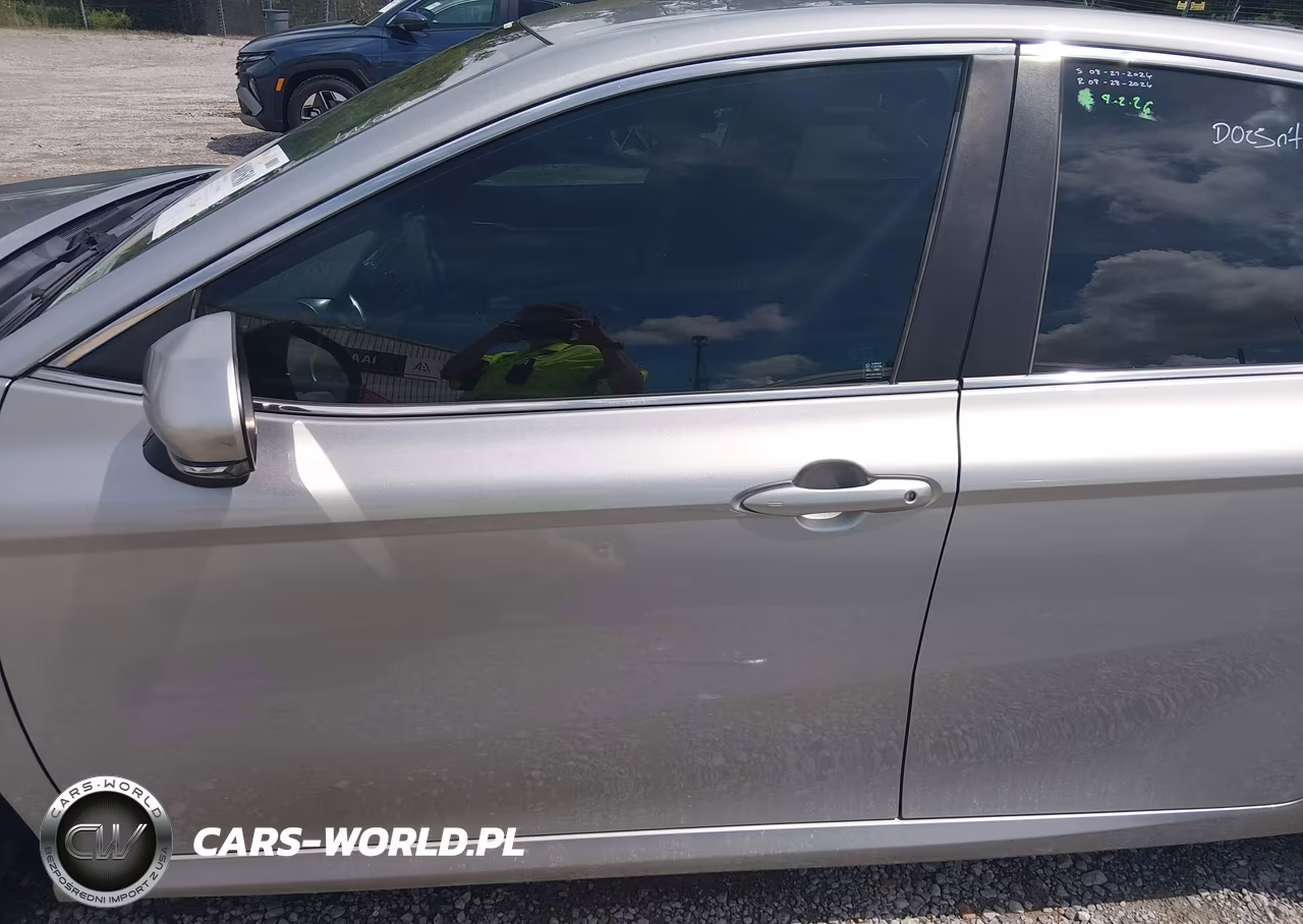 2019 Toyota Camry Hybrid Le VIN:4T1B31HK0KU511730 - 15