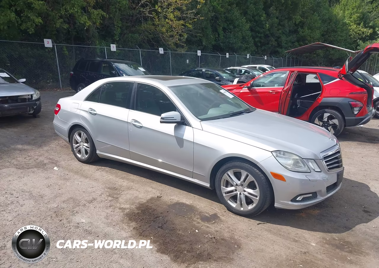 2010 Mercedes-Benz E 550 – zdjęcie 1 z 11