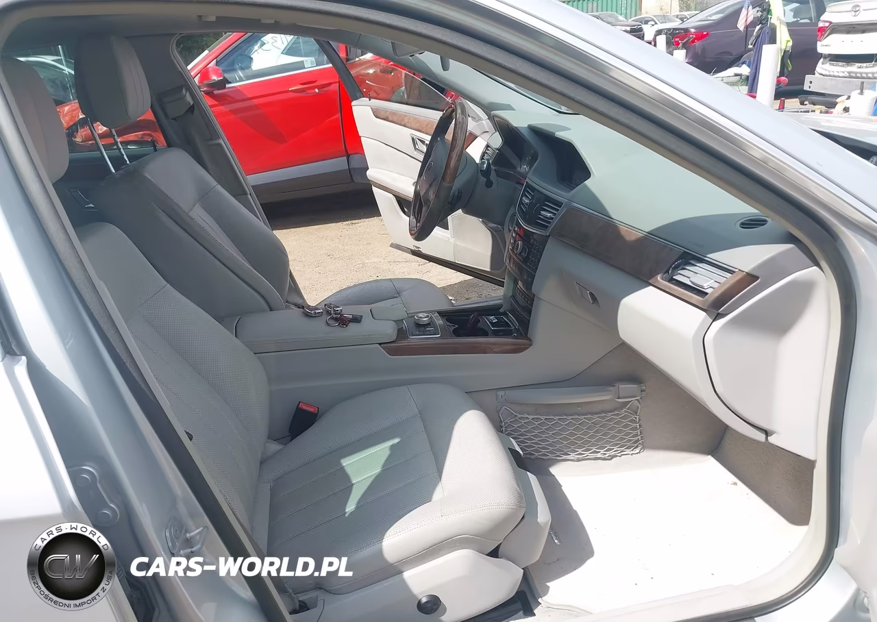 2010 Mercedes-Benz E 550 VIN:WDDHF7CB4AA005713 - 5