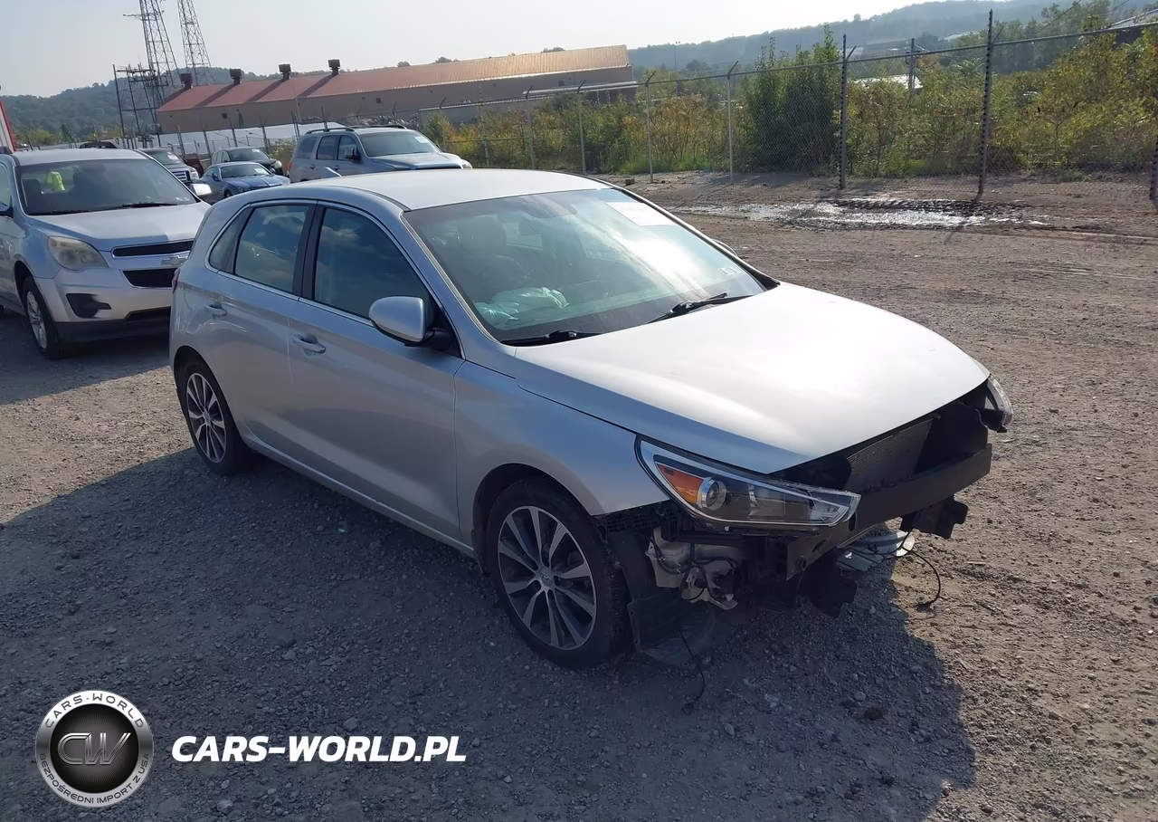 2018 Hyundai Elantra Gt – zdjęcie 1 z 17