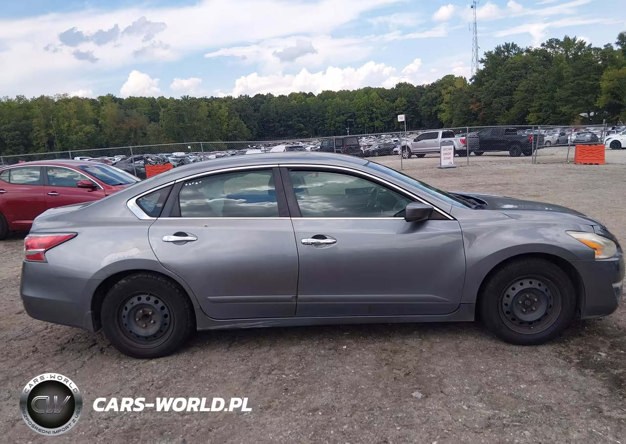 2015 Nissan Altima 2.5 S VIN:1N4AL3AP7FC485419 - 13