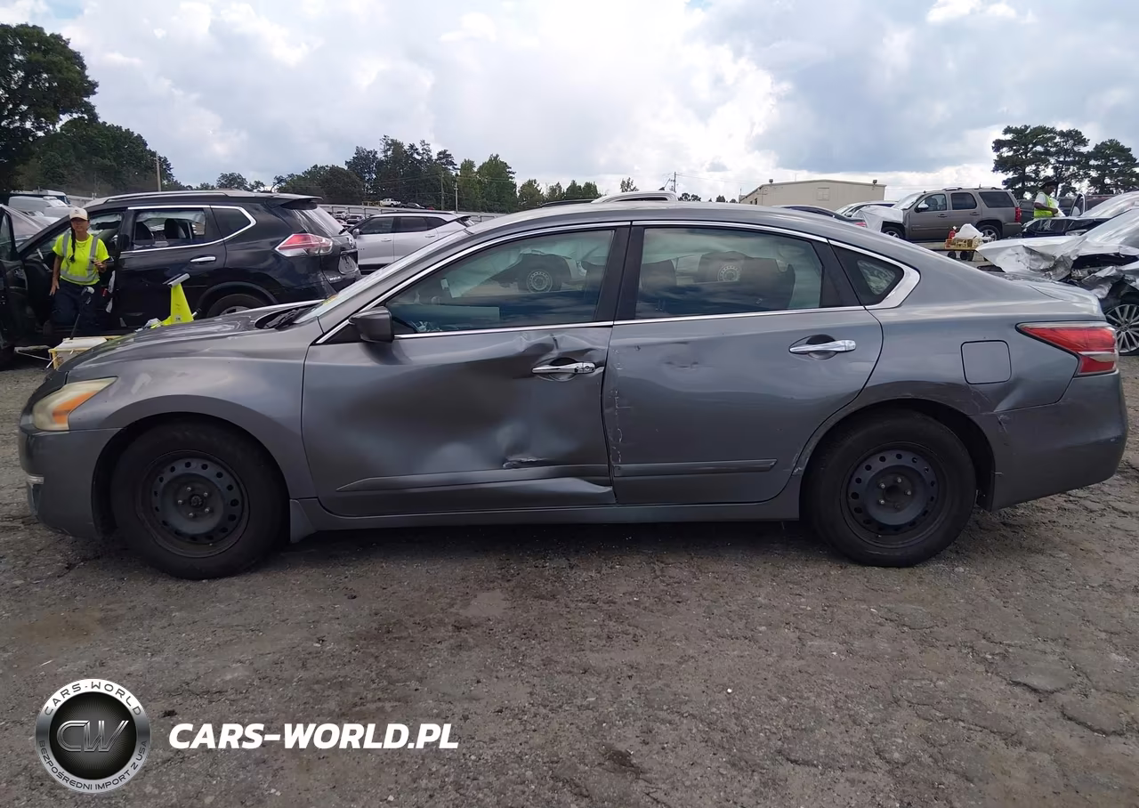 2015 Nissan Altima 2.5 S VIN:1N4AL3AP7FC485419 - 14