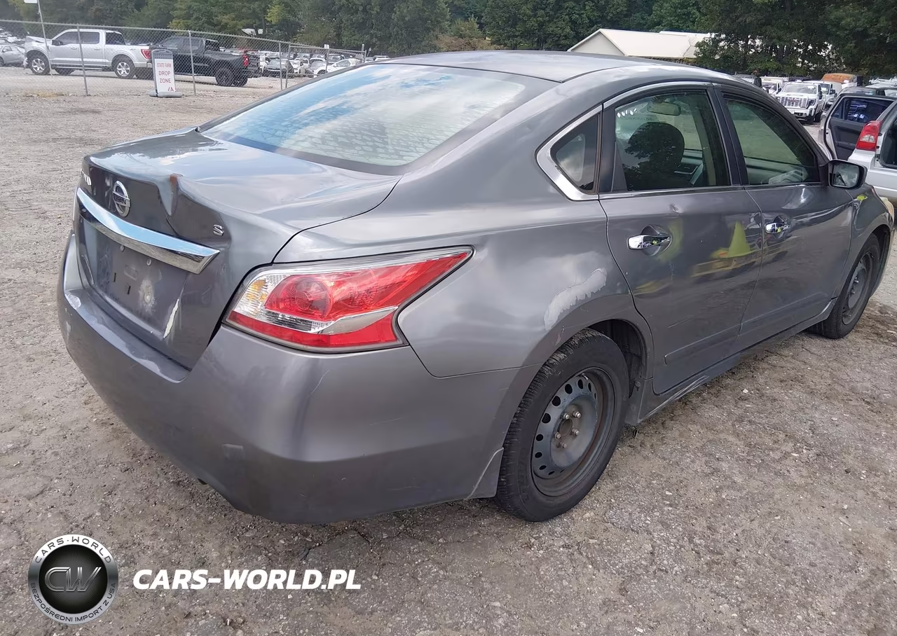 2015 Nissan Altima 2.5 S VIN:1N4AL3AP7FC485419 - 4