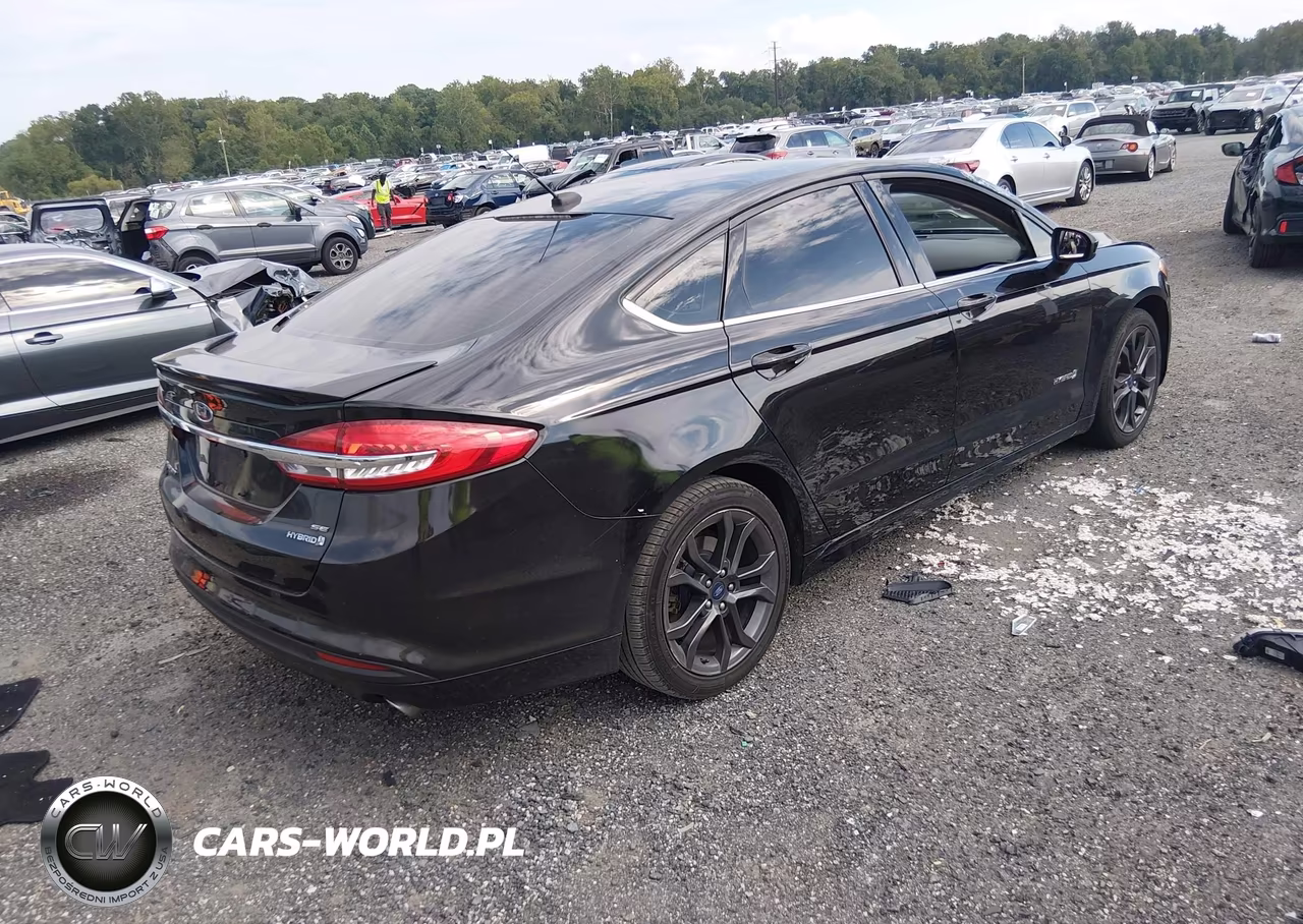 2018 Ford Fusion Hybrid Se VIN:3FA6P0LU6JR168866 - 4