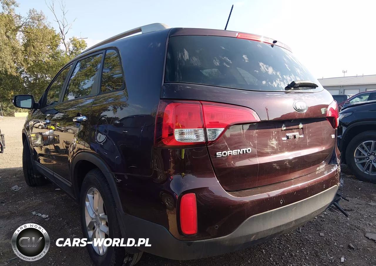 2015 Kia Sorento Lx VIN:5XYKT3A62FG635017 - 3