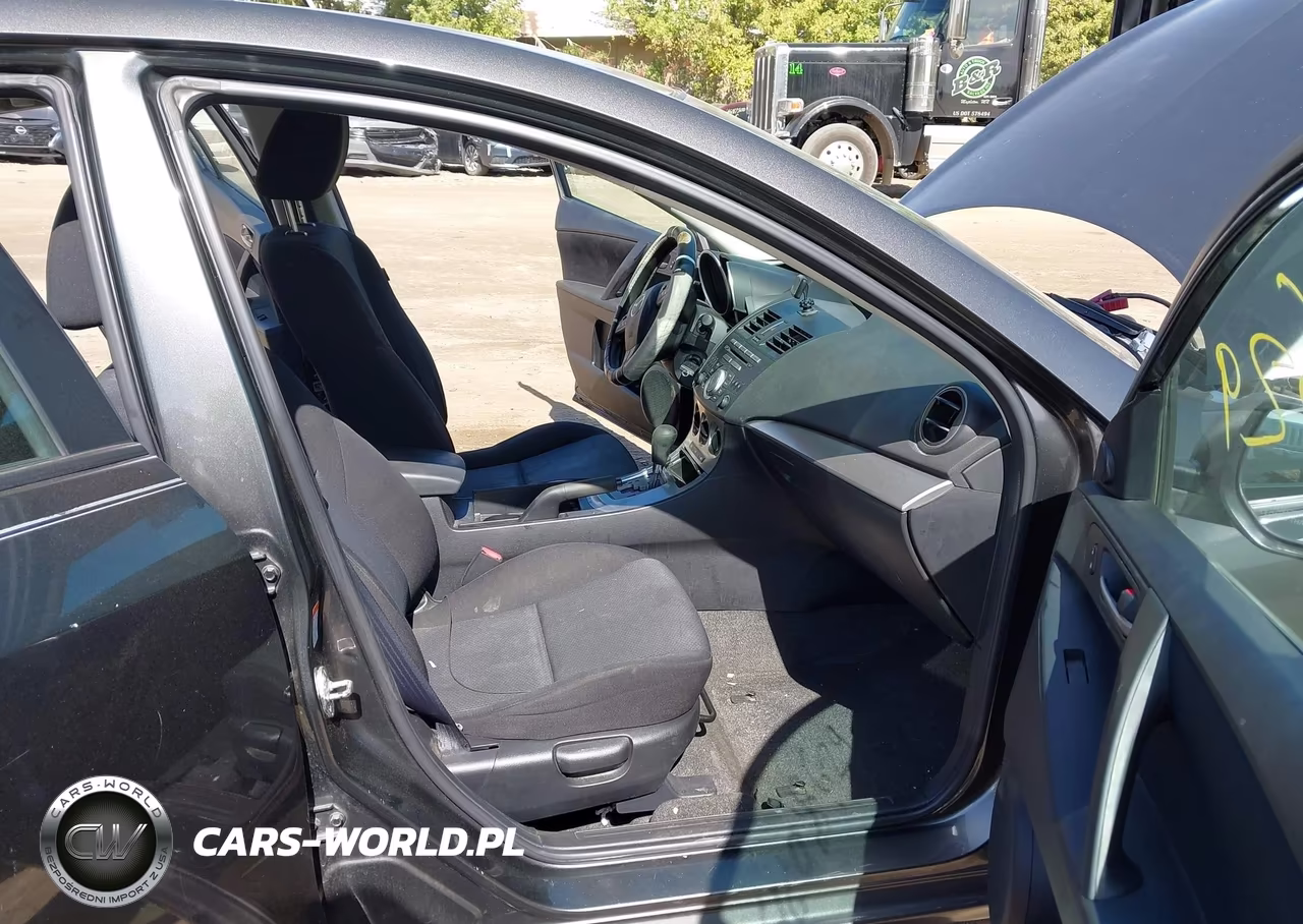 2010 Mazda Mazda3 I Touring VIN:JM1BL1SF0A1353633 - 5