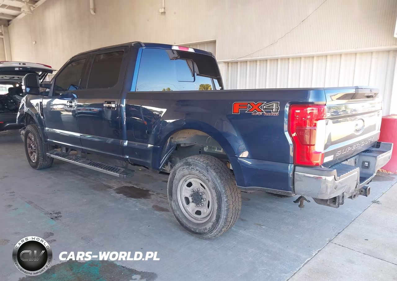 2018 Ford F-250 Lariat VIN:1FT7W2BTXJEC98626 - 3