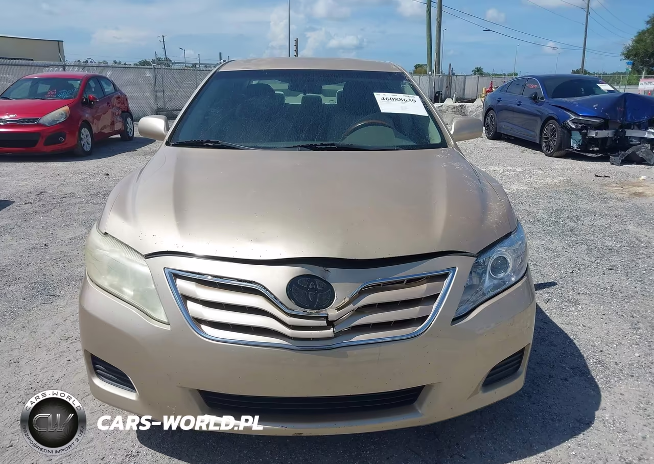2011 Toyota Camry Le VIN:4T1BF3EK3BU699215 - 12